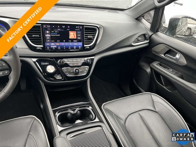 Used 2023 Chrysler Pacifica - photo 8