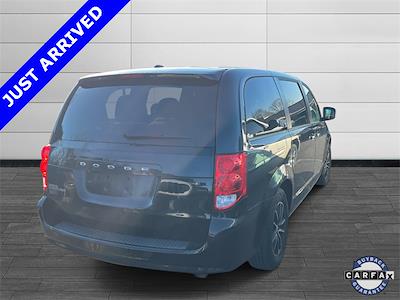Used 2018 Dodge Grand Caravan SE Minivan for sale #R152307A - photo 2