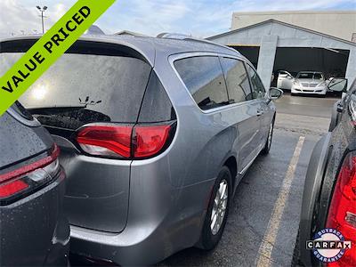 Used 2020 Chrysler Pacifica Touring L Minivan for sale #R152311B - photo 2