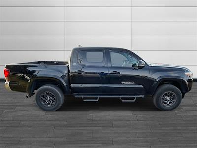 Used 2018 Toyota Tacoma - photo 1