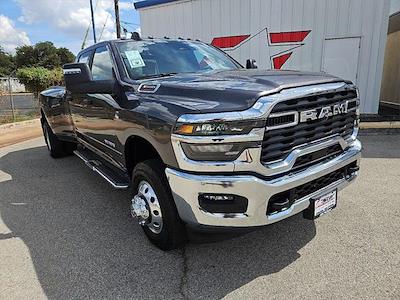 New 2026 Ram 3500 Lone Star Crew Cab 4x4 DRW Pickup for sale #A26007 - photo 1