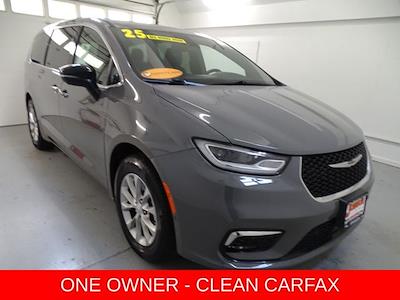 2025 Chrysler Pacifica AWD Minivan for sale #11562P - photo 1