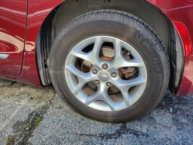 Used 2017 Chrysler Pacifica Minivan - photo 8