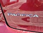 Used 2017 Chrysler Pacifica Minivan thumbnail 7