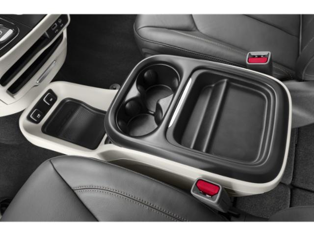 Used 2020 Chrysler Pacifica - photo 17