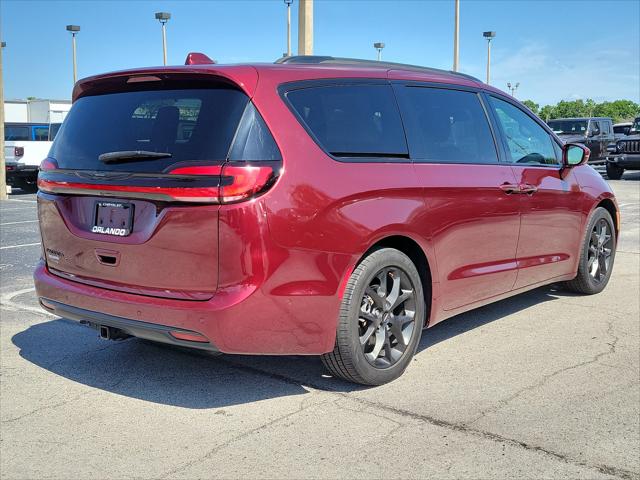 Used 2021 Chrysler Pacifica - photo 30