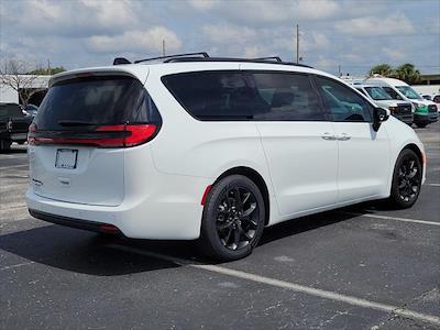2023 Chrysler Pacifica FWD Minivan for sale #PR598850 - photo 2