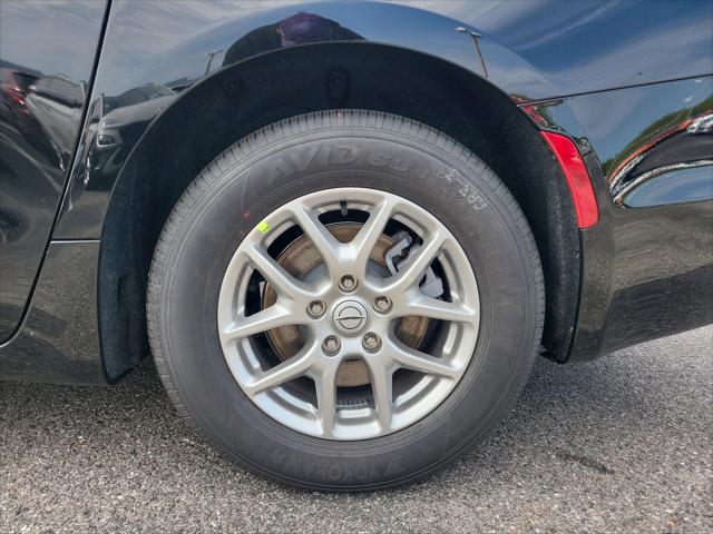 Used 2026 Chrysler Pacifica - photo 10