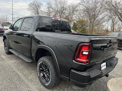 2025 Ram 1500 Crew Cab 4x4, Pickup for sale #622419 - photo 2