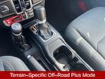 2024 Jeep Gladiator Crew Cab 4WD Pickup for sale #775703A - photo 18