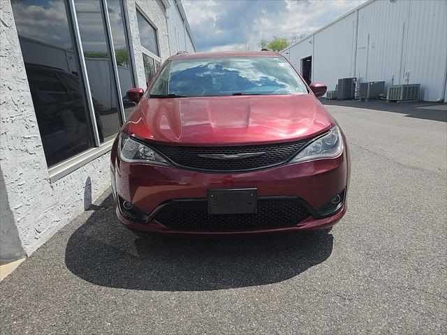 Used 2018 Chrysler Pacifica - photo 5