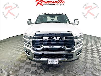 New 2025 Ram 3500 Big Horn Crew Cab 4x4 Pickup for sale #250681 - photo 2