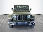 2022 Jeep Gladiator Crew Cab 4WD Pickup for sale #CV103506 - photo 4