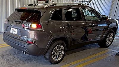 Used 2021 Jeep Cherokee Latitude Lux for sale #CV105063 - photo 2