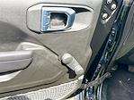 Used 2022 Jeep Gladiator Sport Crew Cab for sale #CV120611 - photo 19