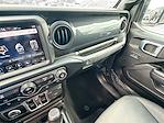 2022 Jeep Gladiator Crew Cab 4WD Pickup for sale #CV140884 - photo 24