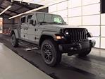 2022 Jeep Gladiator Crew Cab 4WD Pickup for sale #CV140884 - photo 4