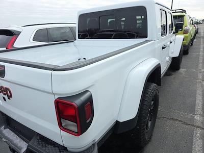 Used 2022 Jeep Gladiator - photo 1