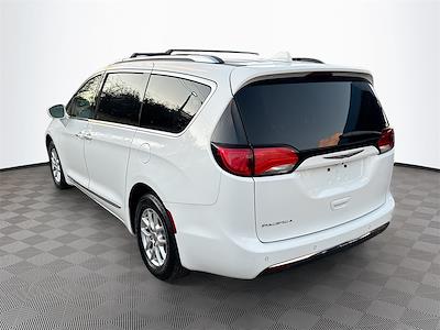 Used 2020 Chrysler Pacifica Touring L Minivan for sale #CV176962 - photo 2