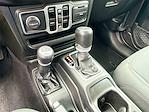 2021 Jeep Gladiator Crew Cab 4WD Pickup for sale #CV513200 - photo 17