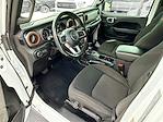 2021 Jeep Gladiator Crew Cab 4WD Pickup for sale #CV528201 - photo 25