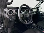 2023 Jeep Gladiator Crew Cab 4WD Pickup for sale #CV535487 - photo 9
