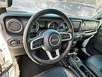 2021 Jeep Gladiator Crew Cab 4WD Pickup for sale #CV540929 - photo 9