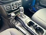2021 Jeep Gladiator Crew Cab 4WD Pickup for sale #CV541673 - photo 17