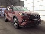 Used 2024 Toyota Highlander XLE for sale #CV542861 - photo 3