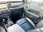 2021 Jeep Gladiator Crew Cab 4WD Pickup for sale #CV555319 - photo 24