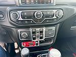 2021 Jeep Gladiator Crew Cab 4WD Pickup for sale #CV567538 - photo 17