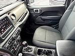 2021 Jeep Gladiator Crew Cab 4WD Pickup for sale #CV568673 - photo 26