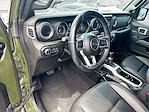 2021 Jeep Gladiator Crew Cab 4WD Pickup for sale #CV572170 - photo 9