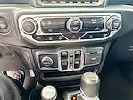 2021 Jeep Gladiator Crew Cab 4WD Pickup for sale #CV572170 - photo 16