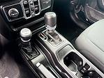 2021 Jeep Gladiator Crew Cab 4WD Pickup for sale #CV575814 - photo 17