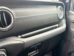 2021 Jeep Gladiator Crew Cab 4WD Pickup for sale #CV579191 - photo 21