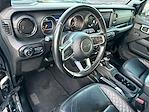 2021 Jeep Gladiator Crew Cab 4WD Pickup for sale #CV602088 - photo 10