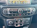 2021 Jeep Gladiator Crew Cab 4WD Pickup for sale #CV602088 - photo 17