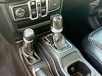 2021 Jeep Gladiator Crew Cab 4WD Pickup for sale #CV608765 - photo 18