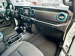 2021 Jeep Gladiator Crew Cab 4WD Pickup for sale #CV618680 - photo 31