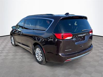 Used 2017 Chrysler Pacifica Touring L Minivan for sale #CV739340 - photo 2