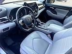 Used 2020 Toyota Highlander XLE for sale #TI004094 - photo 24