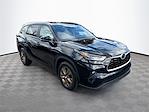 2023 Toyota Highlander FWD SUV for sale #TI017001 - photo 4