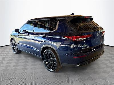 2022 Mitsubishi Outlander FWD SUV for sale #TI079000 - photo 2