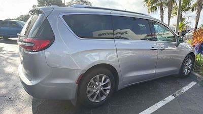 2021 Chrysler Pacifica FWD Minivan for sale #TI560191 - photo 1