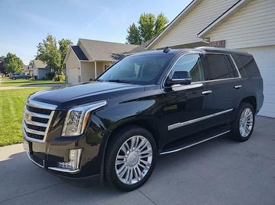 Used 2015 Cadillac Escalade - photo 1