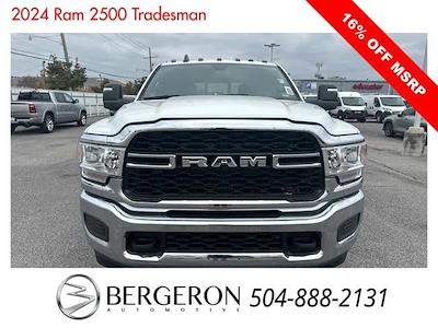 New 2024 Ram 2500 Tradesman Crew Cab 4x4 Pickup for sale #2405840 - photo 2