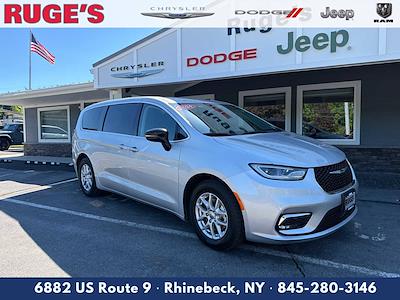 2024 Chrysler Pacifica FWD Minivan for sale #C9561MV - photo 1