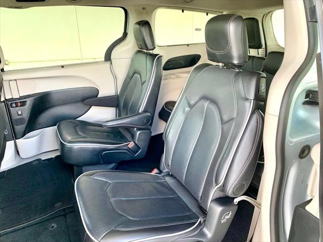 Used 2024 Chrysler Pacifica - photo 17