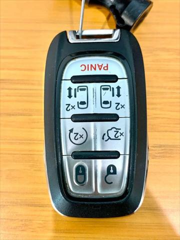 Used 2024 Chrysler Pacifica - photo 33